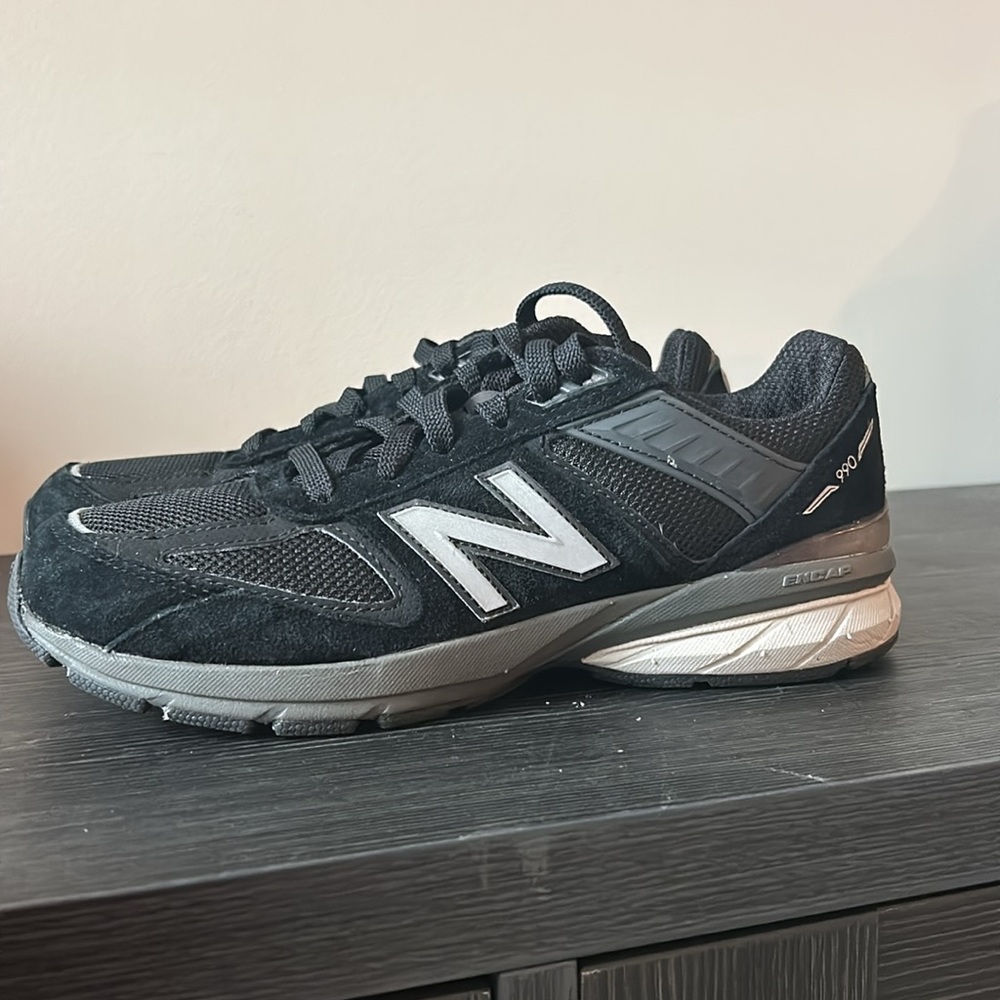Used New balance 990v5 Black